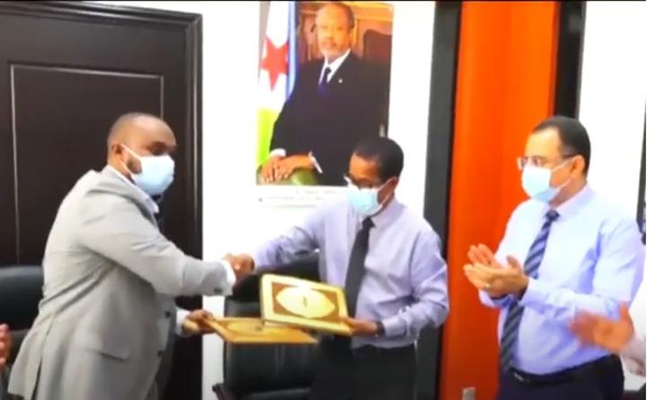 Signature d'une convention de partenariat entre la direction de l'enseignement technique et le Djibouti Port Community Systems Signature d'une convention de partenariat entre la direction de l'enseignement technique et le Djibouti Port Community Systems