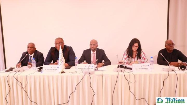 Djibouti préside la 3e réunion du comité de pilotage de l’étude de préfiguration du mécanisme financier du plan d’investissement Climat pour la région du Sahel Djibouti préside la 3e réunion du comité de pilotage de l’étude de préfiguration du mécanisme financier du plan d’investissement Climat pour la région du Sahel
