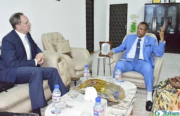 Le Maire de la ville reçoit l’ambassadeur des Etats-Unis accrédité à Djibouti