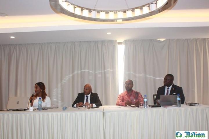Atelier de travail conjoint entre le système panafricain de paiement et de règlement (PAPSS) et la banque centrale avec les banques commerciales Atelier de travail conjoint entre le système panafricain de paiement et de règlement (PAPSS) et la banque centrale avec les banques commerciales