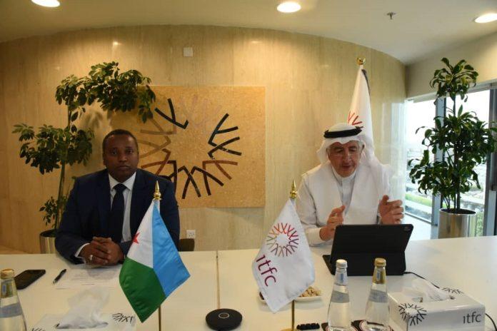 Visite de travail du Ministre de l’Energie, chargé des Ressources Naturelles, M. Yonis Ali Guedi à Jeddah, au Royaume d’Arabie Saoudite : Vers un renforcement du partenariat entre l’ITFC et la SIHD Visite de travail du Ministre de l’Energie, chargé des Ressources Naturelles, M. Yonis Ali Guedi à Jeddah, au Royaume d’Arabie Saoudite : Vers un renforcement du partenariat entre l’ITFC et la SIHD