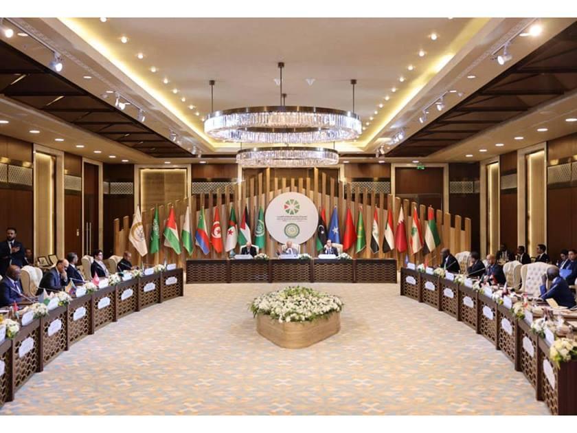 La réunion consultative des ministres de la Communication des pays arabes vient d'achever ses travaux à Tripoli, en Libye. La réunion consultative des ministres de la Communication des pays arabes vient d'achever ses travaux à Tripoli, en Libye.