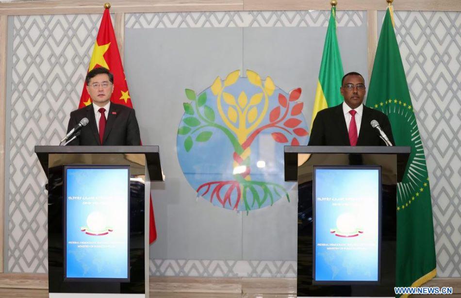 Le ministre chinois des Affaires étrangères s'est adressé à la presse en compagnie du vice-Premier ministre et ministre éthiopien des Affaires étrangères Le ministre chinois des Affaires étrangères s'est adressé à la presse en compagnie du vice-Premier ministre et ministre éthiopien des Affaires étrangères