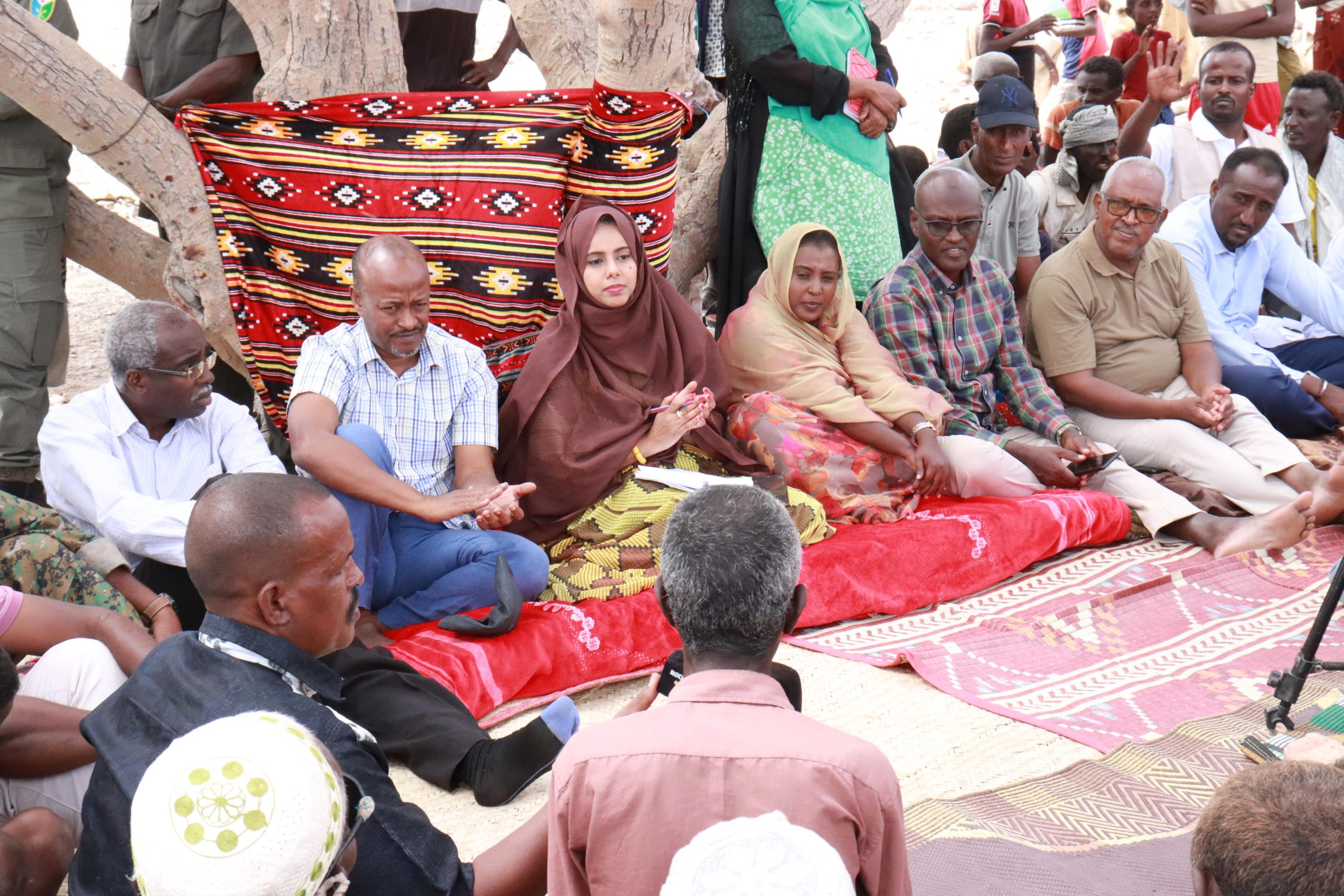 la ministre des Affaires Sociales et des Solidarités à Moulouhley et à Andoli, dans le district d'Obock la ministre des Affaires Sociales et des Solidarités à Moulouhley et à Andoli, dans le district d'Obock