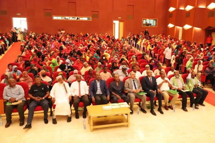 Le Diwan Zakat organise la cérémonie de distribution de parrainage des orphelins Le Diwan Zakat organise la cérémonie de distribution de parrainage des orphelins