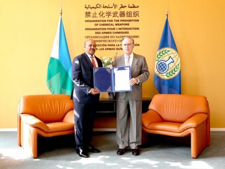 L’ambassadeur Aden Mohamed Dileita présente ses lettres d’accréditation au directeur général de l’OIAC L’ambassadeur Aden Mohamed Dileita présente ses lettres d’accréditation au directeur général de l’OIAC