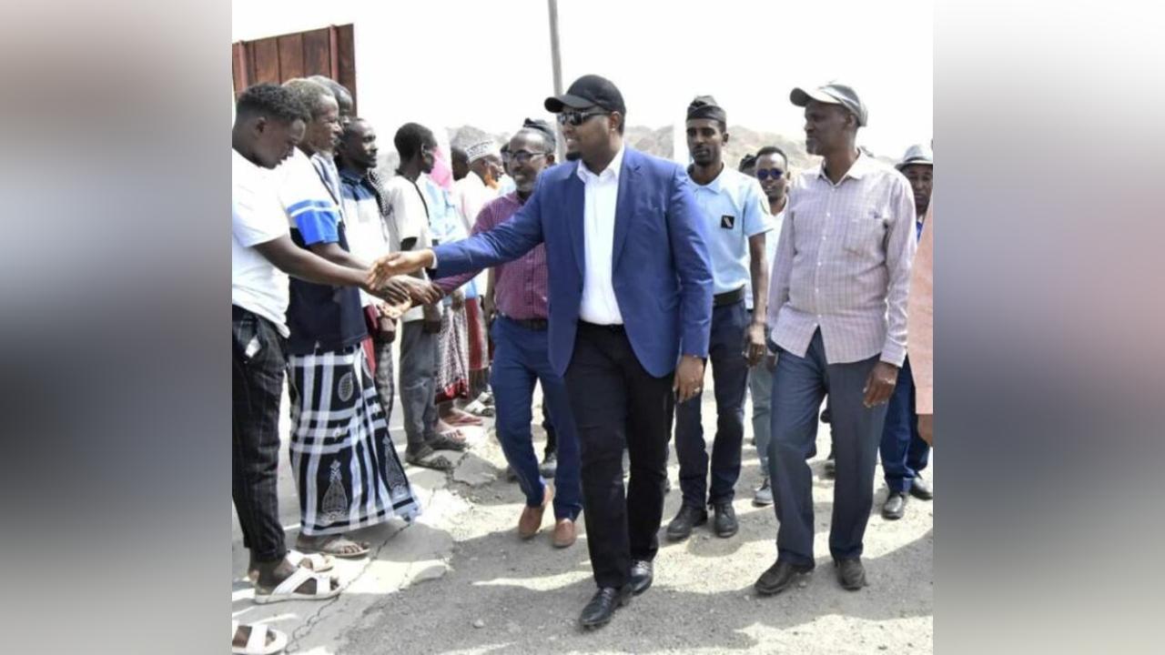 Visite de la délégation somalienne à Ali Addeh : Pour une mission de partage d’expériences avec l’ADDS Visite de la délégation somalienne à Ali Addeh : Pour une mission de partage d’expériences avec l’ADDS