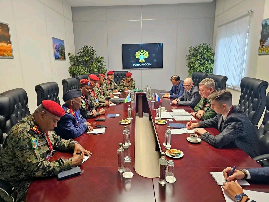 Une importante délégation djiboutienne conduite par le chef d'état major général des FAD participe au Forum International militaro-technique à Moscou Une importante délégation djiboutienne conduite par le chef d'état major général des FAD participe au Forum International militaro-technique à Moscou