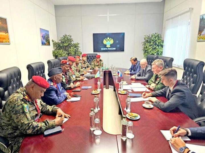 Forum international militaro-technique de Moscou : Une importante délégation djiboutienne conduite par le chef d’état-major général des FAD y a pris part Forum international militaro-technique de Moscou : Une importante délégation djiboutienne conduite par le chef d’état-major général des FAD y a pris part