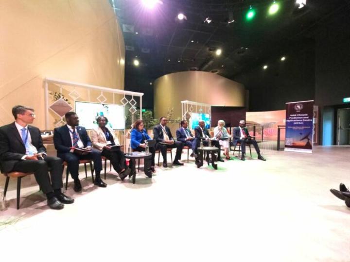 COP28 : le ministre Ilyas Moussa Dawaleh participe au dialogue de haut niveau sur l’Initiative pour la Corne de l’Afrique : « Renforcer la résilience dans la Corne de l’Afrique » COP28 : le ministre Ilyas Moussa Dawaleh participe au dialogue de haut niveau sur l’Initiative pour la Corne de l’Afrique : « Renforcer la résilience dans la Corne de l’Afrique »