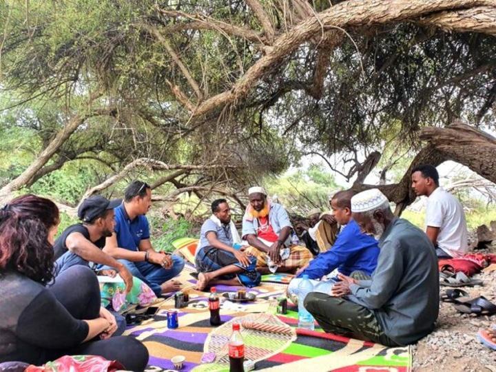 L’Association Amitié Djiboutienne pour le Développement parraine les enfants du village de Goor-Kaloc L’Association Amitié Djiboutienne pour le Développement parraine les enfants du village de Goor-Kaloc