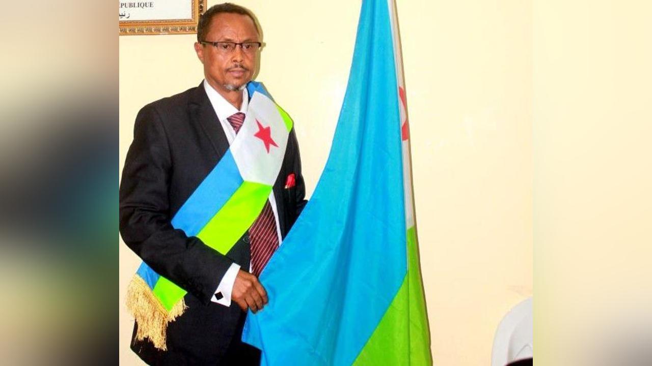 Le maire de Djibouti donne le coup d'envoi des festivités commémoratives du 47ème anniversaire de l’Indépendance Le maire de Djibouti donne le coup d'envoi des festivités commémoratives du 47ème anniversaire de l’Indépendance