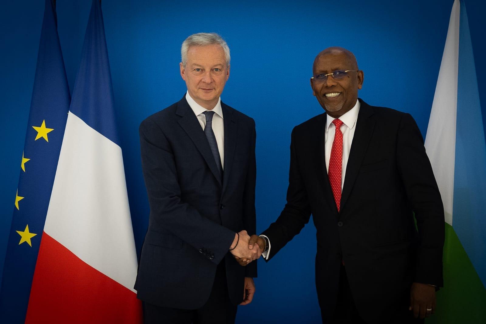 Djibouti/France : Le ministre Ilyas Moussa Dawaleh reçu à Bercy par son homologue français Bruno Le Maire Djibouti/France : Le ministre Ilyas Moussa Dawaleh reçu à Bercy par son homologue français Bruno Le Maire