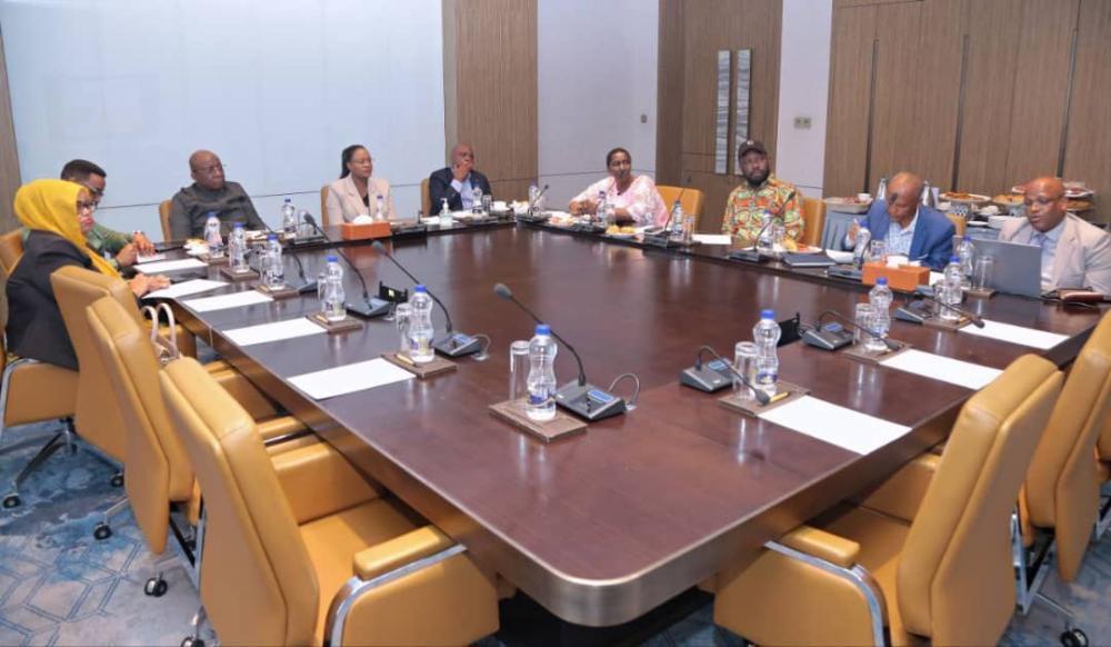 Afrique de l'Est: Les ministres d'Afrique de l'Est ont conclu un accord historique pour stimuler la culture et l'industrie creative. Afrique de l'Est: Les ministres d'Afrique de l'Est ont conclu un accord historique pour stimuler la culture et l'industrie creative.