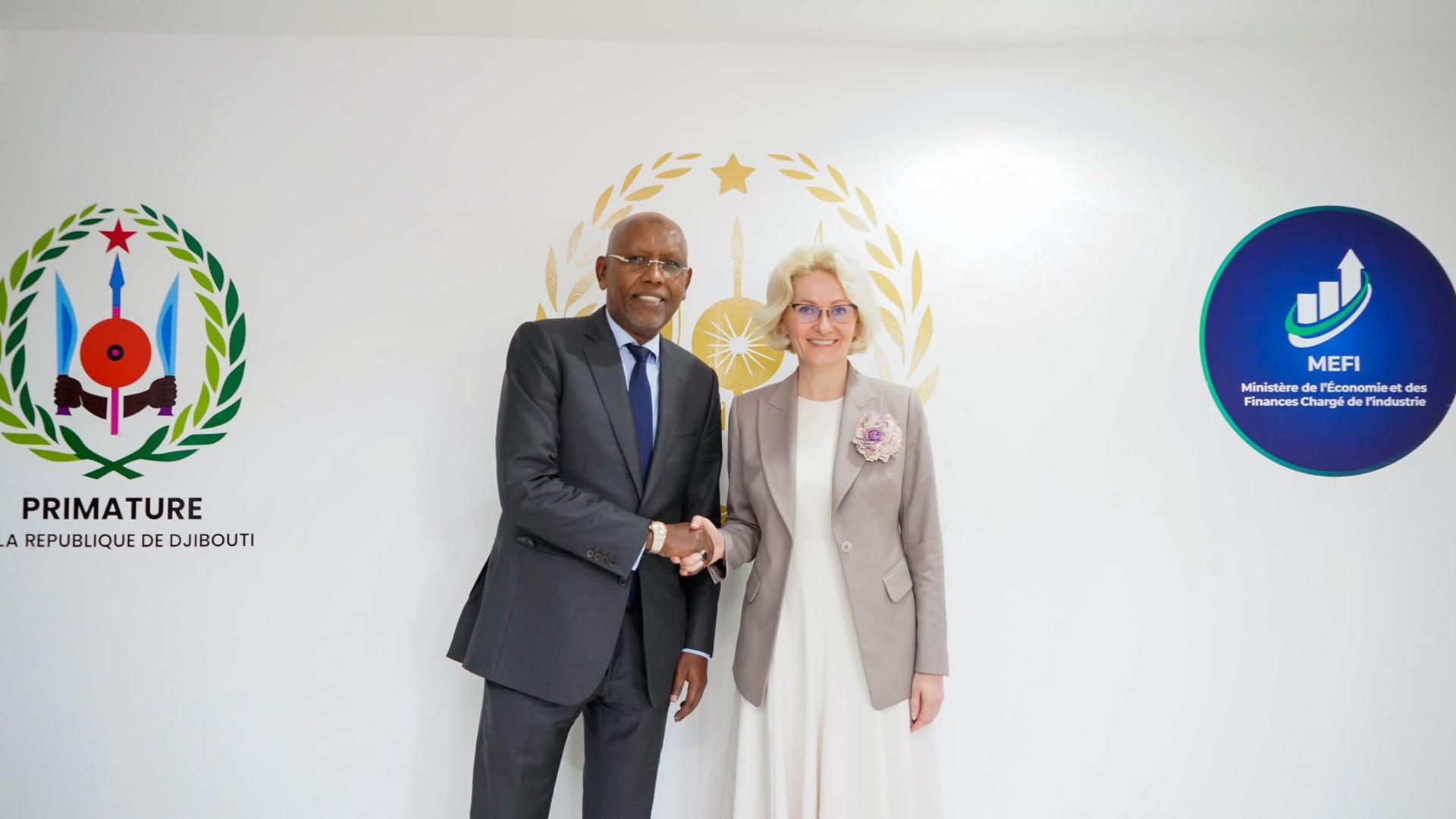 Djibouti-Russie : Le ministre de l’Économie et des Finances reçoit la vice-présidente de la Douma d’État Djibouti-Russie : Le ministre de l’Économie et des Finances reçoit la vice-présidente de la Douma d’État