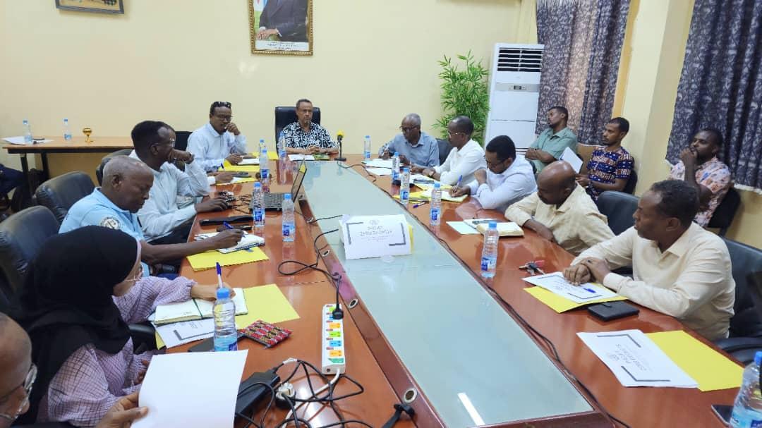 La mairie de Djibouti s'apprête à lancer une une opération de grande envergure visant à débarrasser l’espace urbain des épaves de véhicules La mairie de Djibouti s'apprête à lancer une une opération de grande envergure visant à débarrasser l’espace urbain des épaves de véhicules