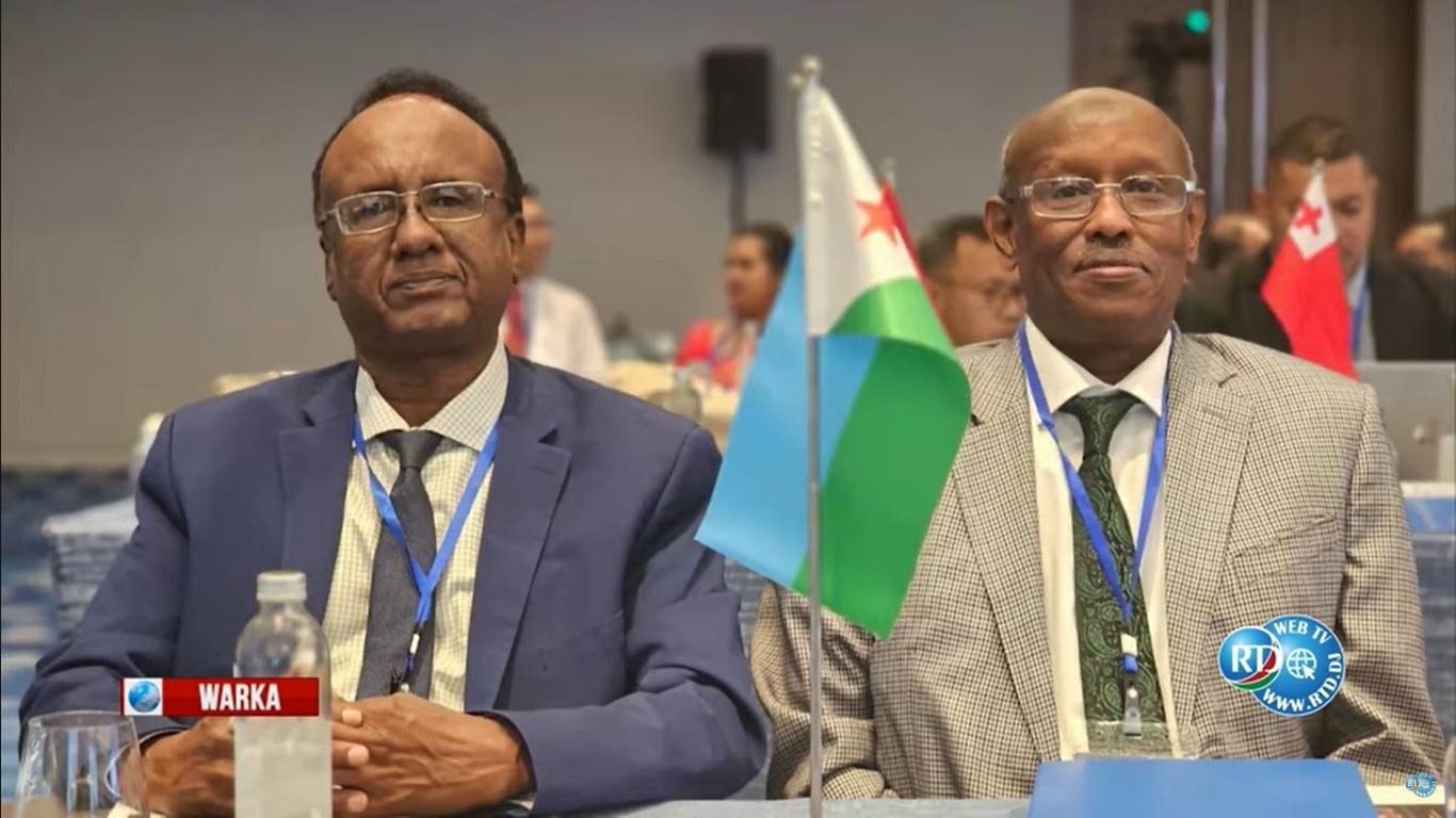 Une délégation djiboutienne prend part à Colombo (Sri Lanka) à une conférence ministérielle sur les alertes précoces multirisques Une délégation djiboutienne prend part à Colombo (Sri Lanka) à une conférence ministérielle sur les alertes précoces multirisques