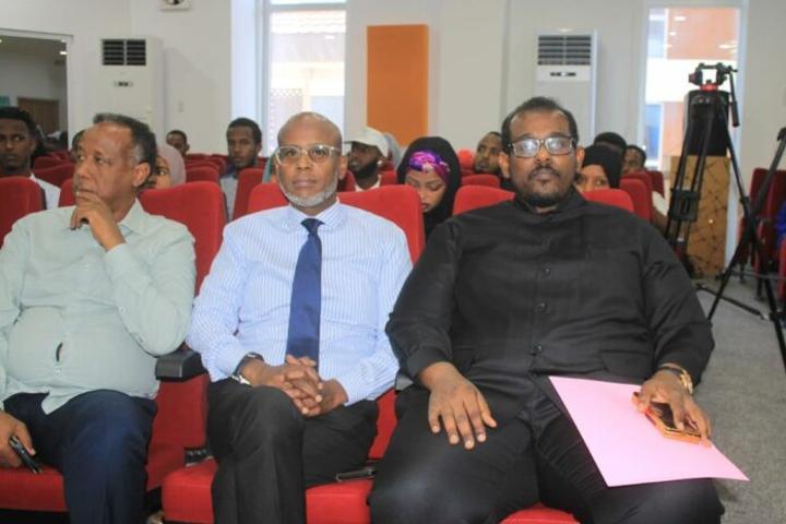 Projet d’appui aux Micro, Petites et Moyennes Entreprises (MSMEs-Djibouti) : Le CLE certifie plus de 200 jeunes bénéficiaires de cinq cycles de formations spécialisées Projet d’appui aux Micro, Petites et Moyennes Entreprises (MSMEs-Djibouti) : Le CLE certifie plus de 200 jeunes bénéficiaires de cinq cycles de formations spécialisées
