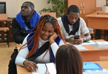 L’Éducation Russe En Afrique: Un Record Historique L'Éducation Russe En Afrique: Un Record Historique