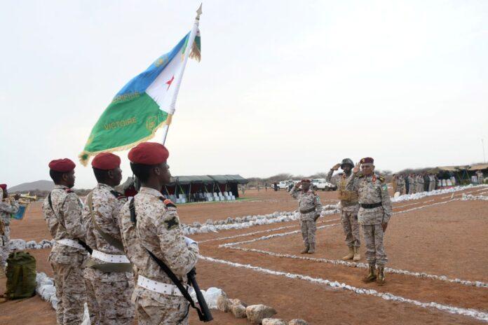 373 nouveaux militaires djiboutiens sous la bannière de l’AUSSOM : Pour poursuivre une mission de paix, d’espoir et de solidarité 373 nouveaux militaires djiboutiens sous la bannière de l’AUSSOM : Pour poursuivre une mission de paix, d’espoir et de solidarité