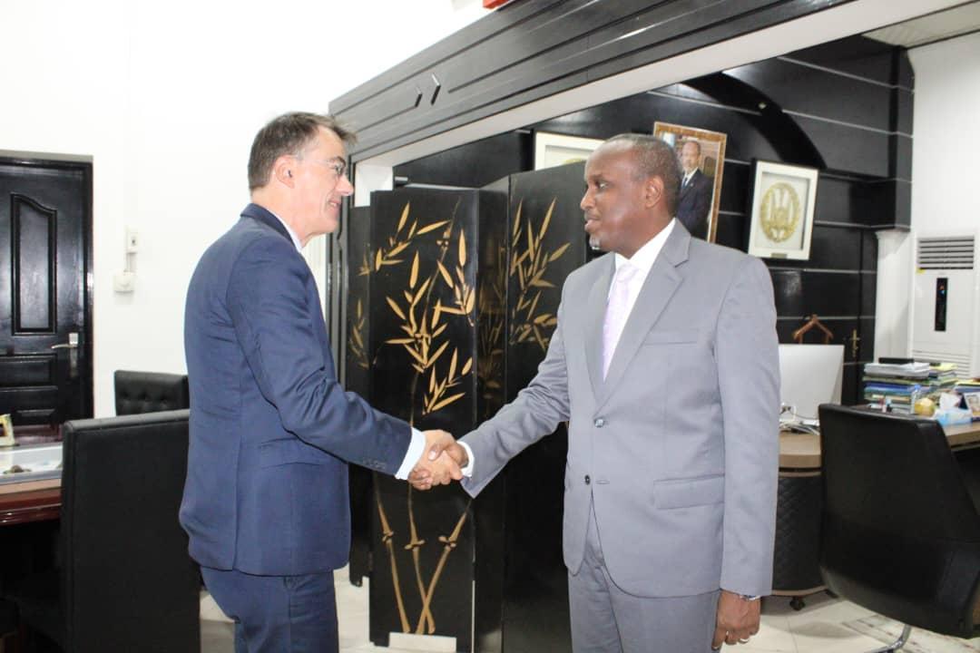 Bahdon Reçoit L'Ambassadeur De France À Djibouti