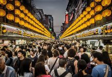 Humains Plus Actifs Que Animaux Sauvages Terrestres Humains Plus Actifs Que Animaux Sauvages Terrestres