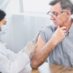 Vaccins Moins Efficaces Avec l’Âge Expliqués Vaccins Moins Efficaces Avec l'Âge Expliqués