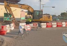 Fermeture Route Cimetière Ambouli, Double Sens Opposé Fermeture Route Cimetière Ambouli, Double Sens Opposé