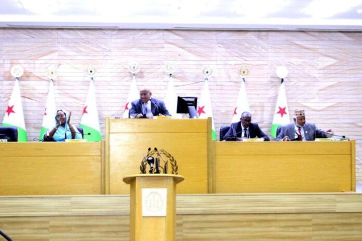 Assemblée Nationale Adopte Textes Majeurs pour Souveraineté Assemblée Nationale Adopte Textes Majeurs pour Souveraineté