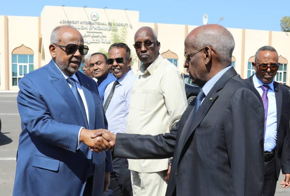 Départ Du Président Pour L'Angola Départ Du Président Pour L'Angola