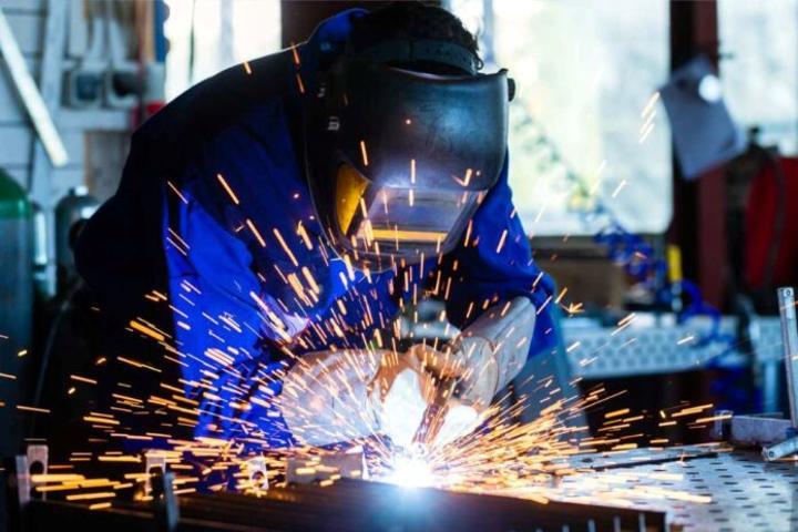 Serruriers-Métalliers: Artisans de l'Ombre Quotidien Serruriers-Métalliers: Artisans de l'Ombre Quotidien