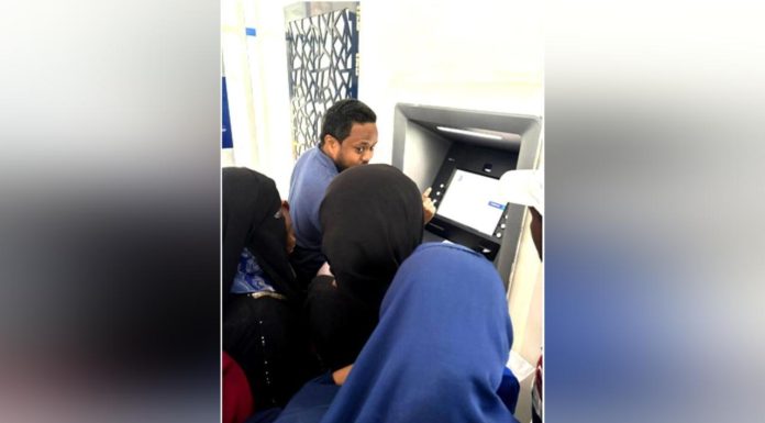 Formation Bancaire pour Adolescents en Afrique de l’Est Formation Bancaire pour Adolescents en Afrique de l'Est