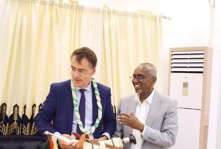 Tadjourah Échanges Avec L’Ambassadeur De France Tadjourah Échanges Avec L'Ambassadeur De France