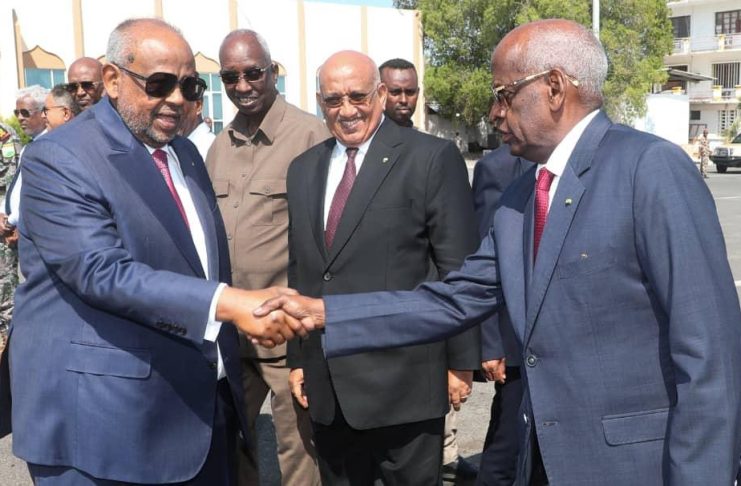 Départ Du Président Pour La Côte D’Ivoire Départ Du Président Pour La Côte D'Ivoire