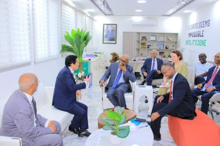 Visite du Directeur de la FAO à Djibouti pour Évaluer Potentiels Visite du Directeur de la FAO à Djibouti pour Évaluer Potentiels