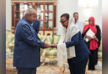 Guelleh Reçoit Rapport Annuel 2022-2023 de la Cour Guelleh Reçoit Rapport Annuel 2022-2023 de la Cour