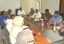 Préfet de Djibouti-ville en tournée dans les zones sinistrées Préfet de Djibouti-ville en tournée dans les zones sinistrées