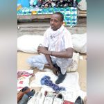 Un Jour un Métier: Abdillahi, Cordonnier de Ville Un Jour un Métier: Abdillahi, Cordonnier de Ville