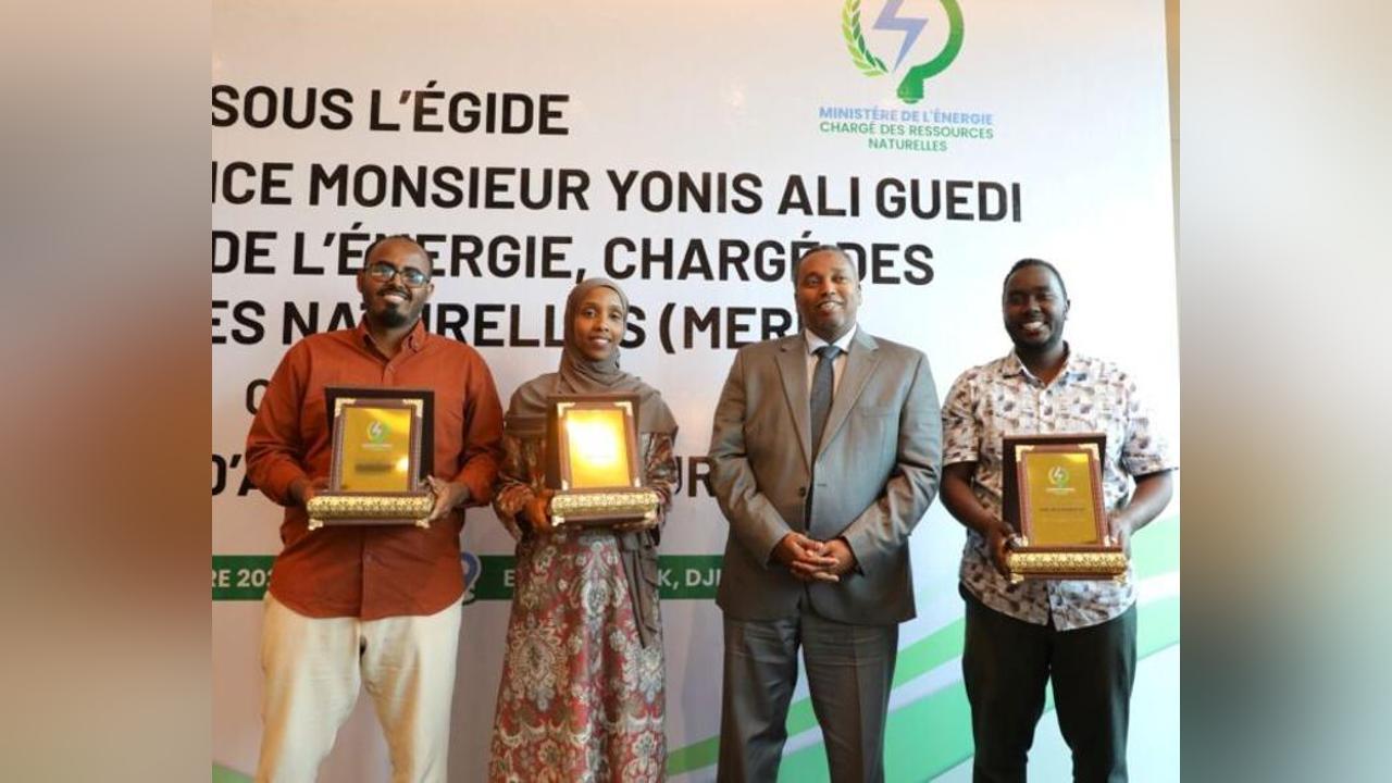 Cérémonie de fin d'année du Ministère de l'Énergie Cérémonie de fin d'année du Ministère de l'Énergie