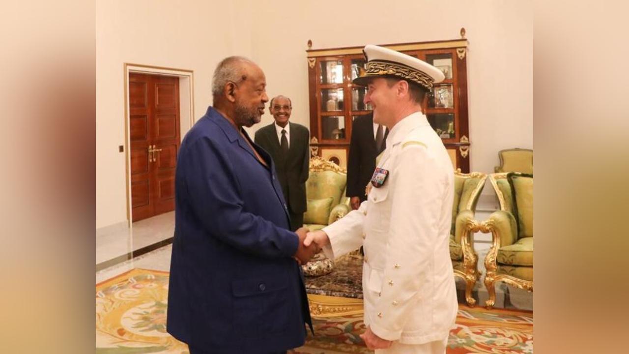 Guelleh Accueille Le Nouveau Chef D'état-Major Français Guelleh Accueille Le Nouveau Chef D'état-Major Français