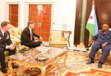 Guelleh Accueille Le Secrétaire D’Etat Adjoint Américain Guelleh Accueille Le Secrétaire D'Etat Adjoint Américain