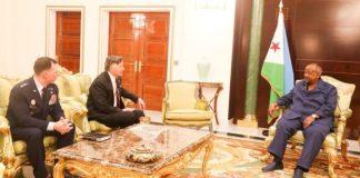 Guelleh Accueille Le Secrétaire D’Etat Adjoint Américain Guelleh Accueille Le Secrétaire D'Etat Adjoint Américain