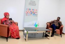 Héritage En Danger Sensibilise à La Protection Environnement Héritage En Danger Sensibilise à La Protection Environnement