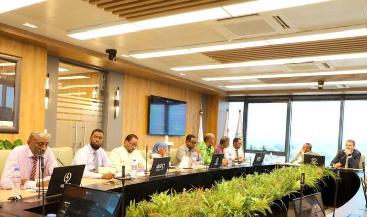 Efficacité Énergétique et Projet PEEBA en Action Efficacité Énergétique et Projet PEEBA en Action