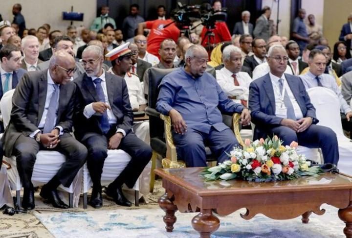 Guelleh Se Félicite Du Rôle Économique De Djibouti Guelleh Se Félicite Du Rôle Économique De Djibouti