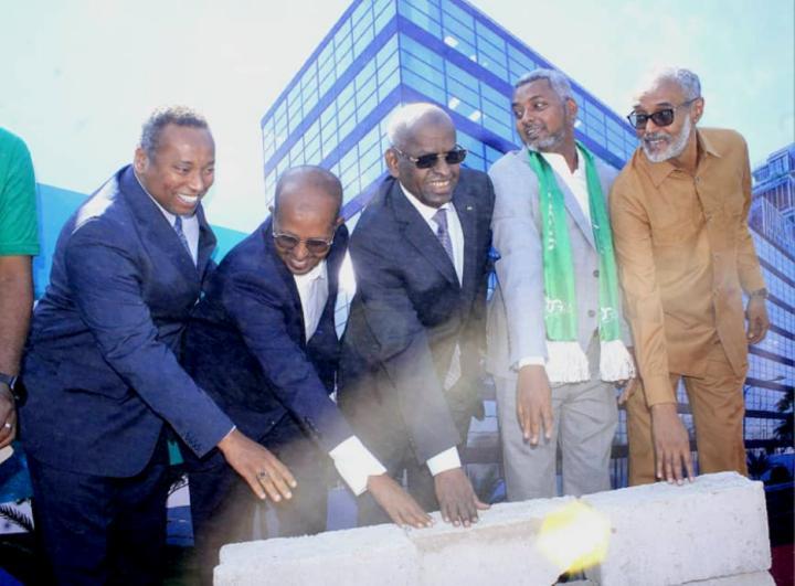 Premier Ministre Pose Première Pierre Siège Association Transitaires Premier Ministre Pose Première Pierre Siège Association Transitaires