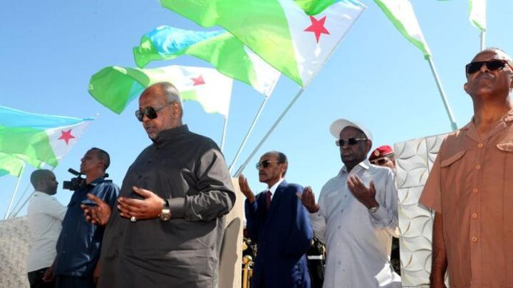 Guelleh Célèbre La Revue Des Missions Du Camp Maryama Guelleh Célèbre La Revue Des Missions Du Camp Maryama