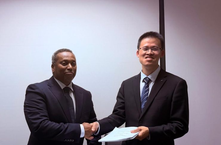 Accord minier de 50 millions de dollars à Singapour Accord minier de 50 millions de dollars à Singapour