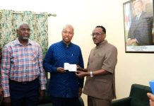 Arta: Directeur de Campagne IOG Retire Sa Carte Électeur Arta: Directeur de Campagne IOG Retire Sa Carte Électeur