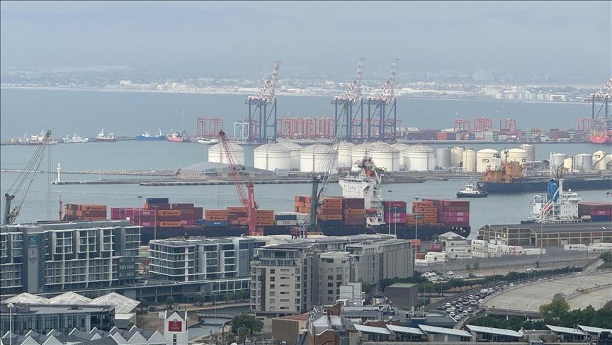 Croissance de l'Afrique Face aux Chocs Mondiaux Croissance de l'Afrique Face aux Chocs Mondiaux